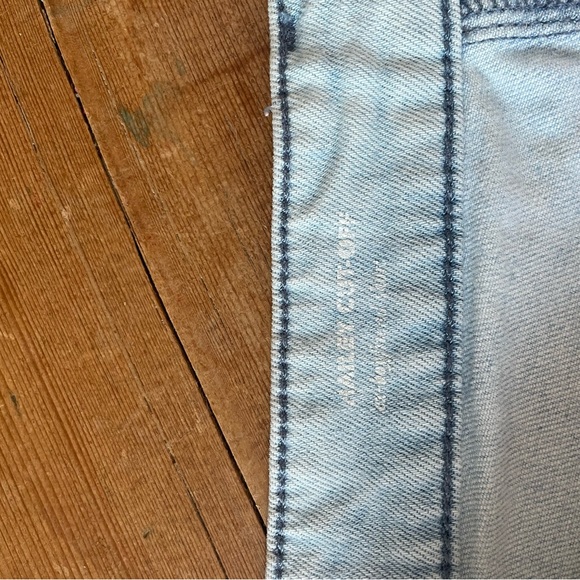 AG Denim Hailey Cut Off Short. Size 30. - Picture 4 of 4